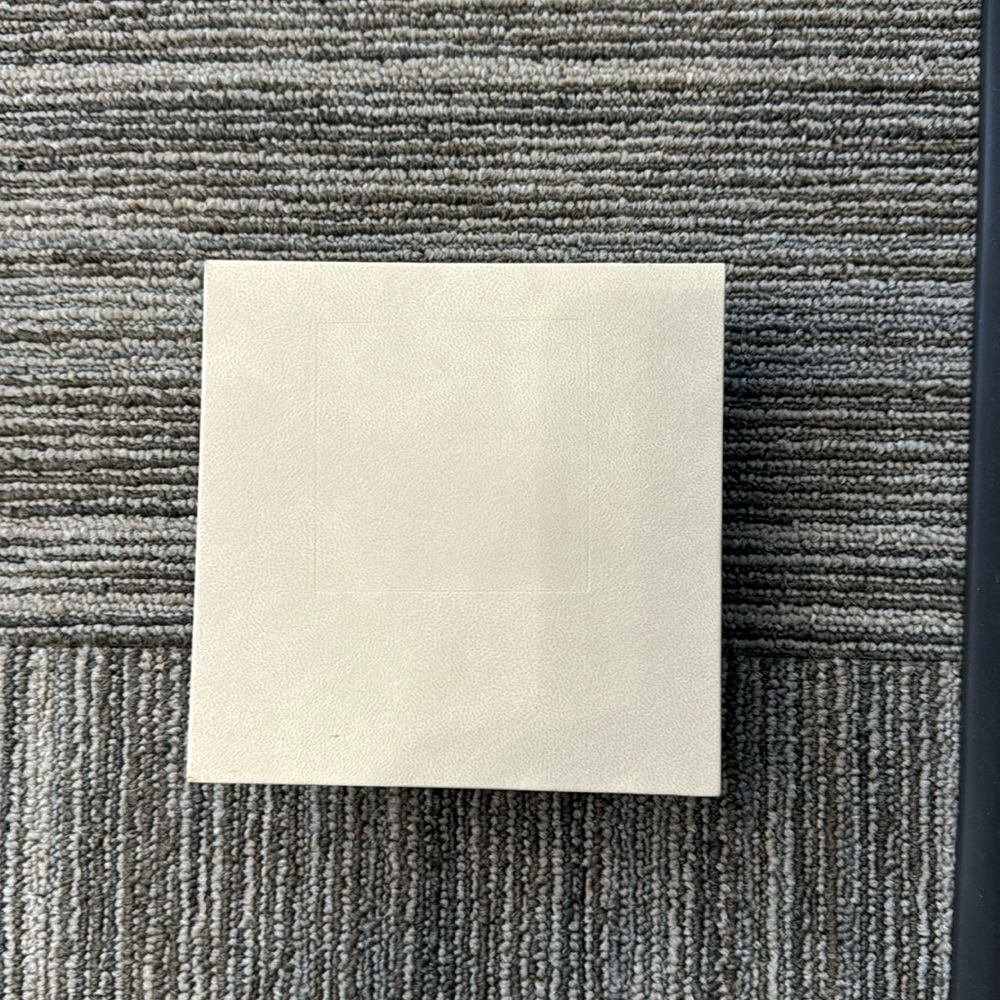 Authentic John Hardy display